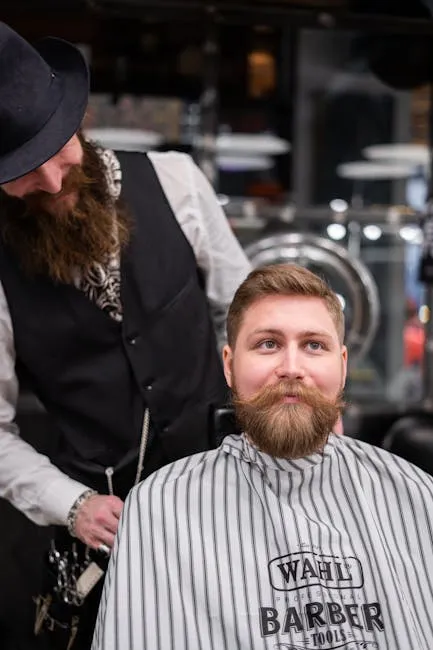 Baard strak gemodelleerd, lijnen aangezet